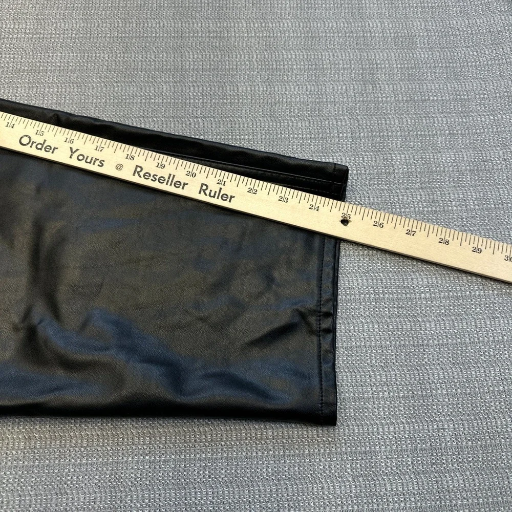 Abercrombie & Fitch Vegan Leather Pants Womens 35 x20 Cropped Goth‎ Biker Faux